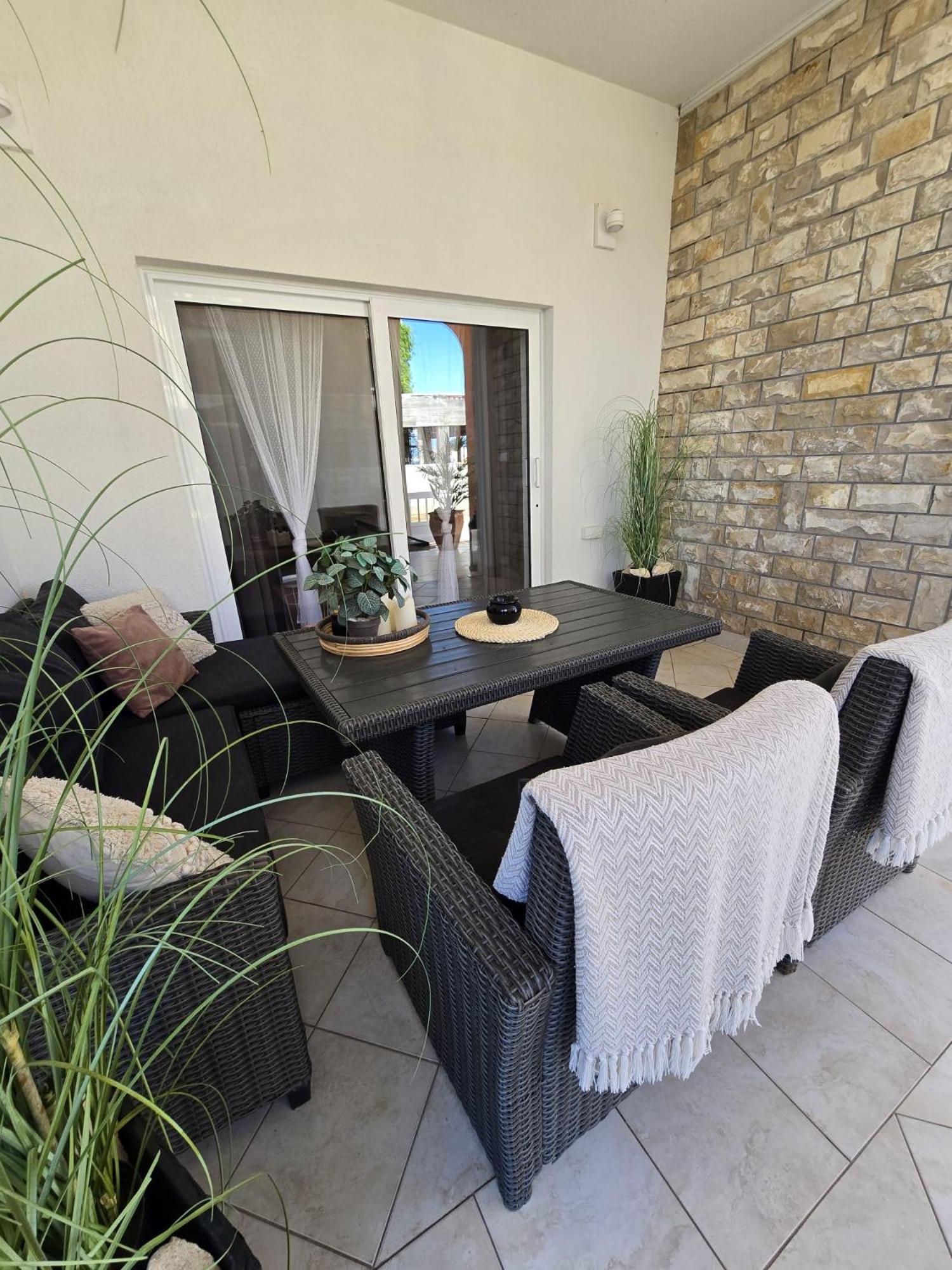 Apartment Melani Vir Eksteriør bilde